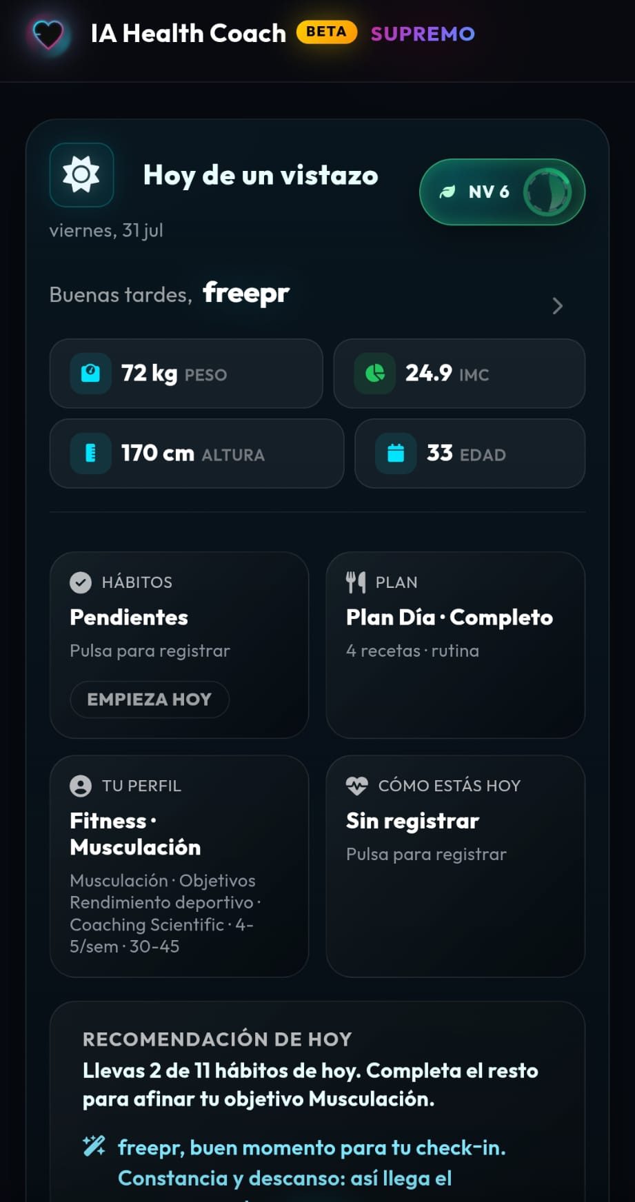 Pantalla real de IA Health Coach: panel de hoy con peso, IMC, hábitos y plan del día